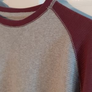 Roebuck & Co Long Raglan Sleeves Thermal . Size XL